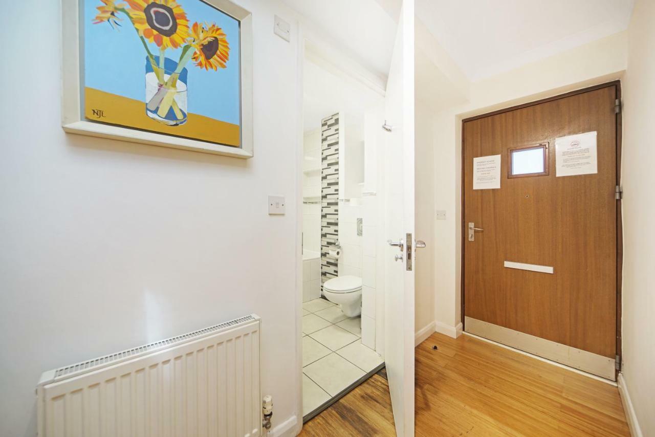 2 Bed Chic Apartment Near Shoreditch & Liverpool St Free Wifi & Parking By City Stay Aparts Лондон Экстерьер фото